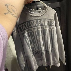 Taylor swifts reputation stadium tour gray sweatshirt!